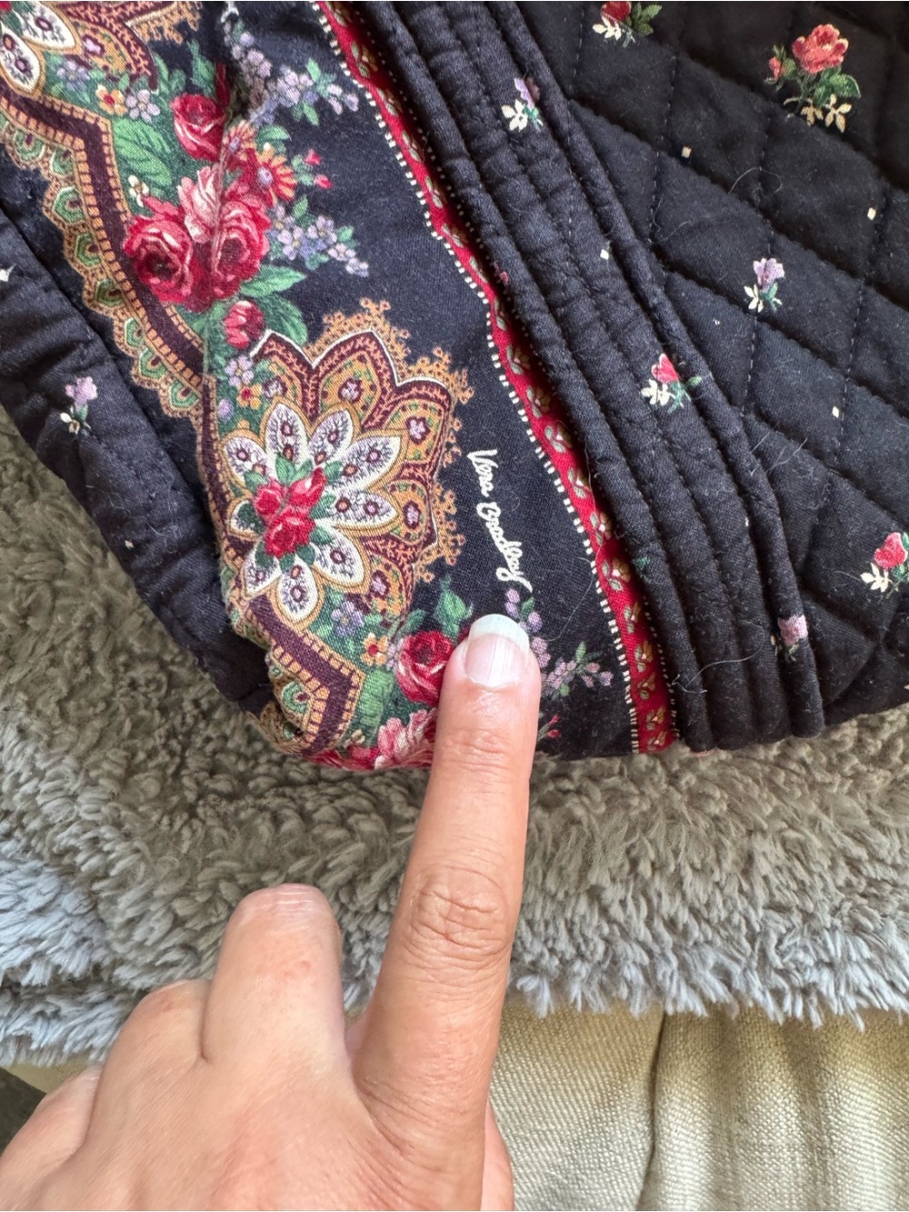 VERA BRADLEY Vintage Small Black Floral Duffle - Picture 10 of 11
